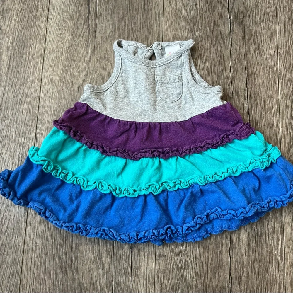 SOLD- Newborn Outfit - Picture 2 of 3